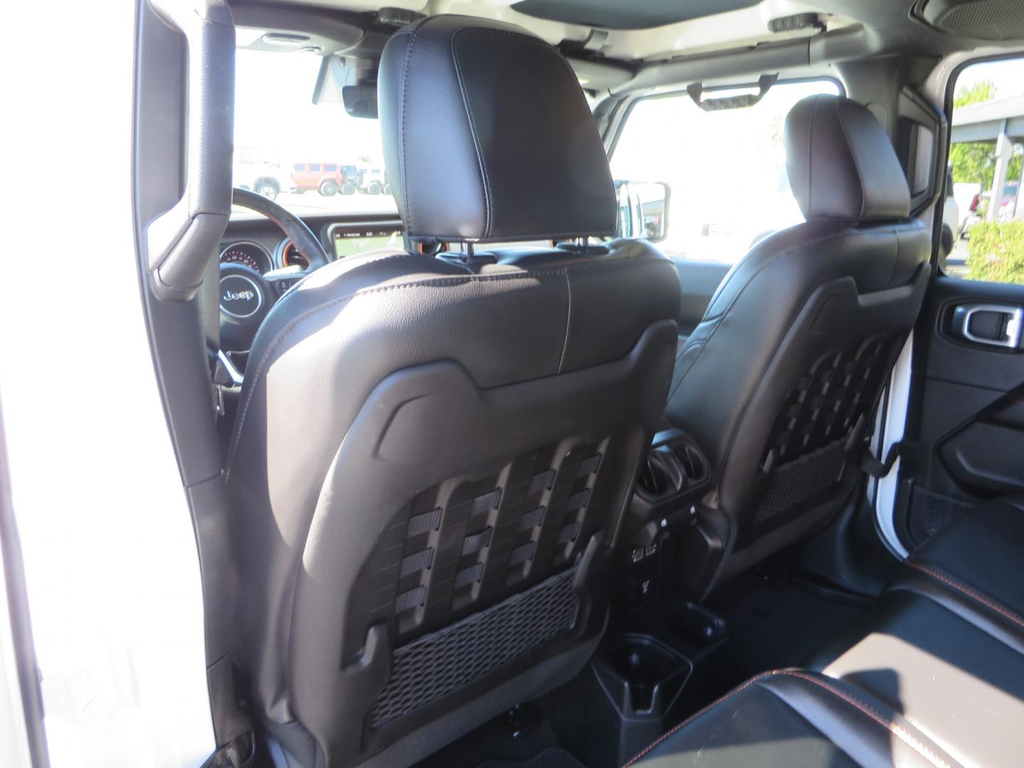 2021 White /Black Jeep Gladiator Mojave (1C6JJTEG5ML) with an 3.6L V6 DOHC 24V engine, automatic transmission, located at 2630 Grass Valley Highway, Auburn, CA, 95603, (530) 508-5100, 38.937893, -121.095482 - Mojave Edition Gladiator with 17" KMC wheels, 37" Cooper STT Pro tires, front bumper, Badlands winch, removable front license plate, and rock sliders. - Photo#44